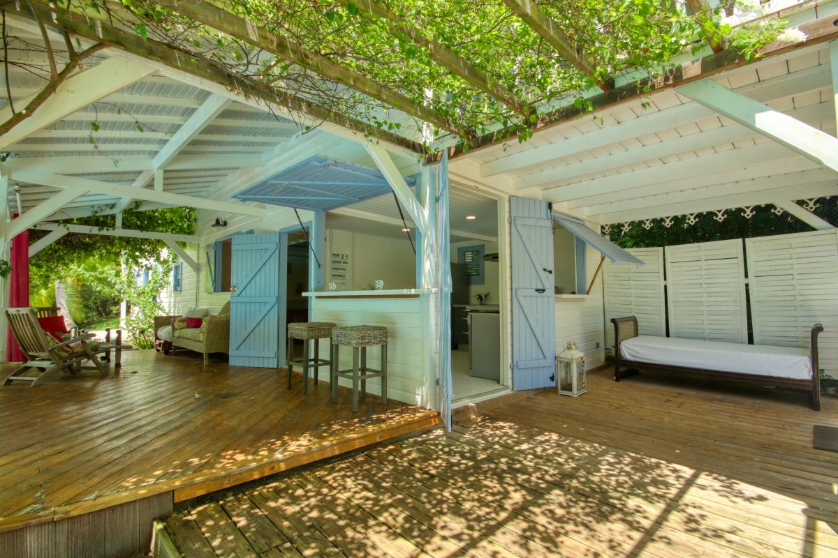 location de villa Sainte-Anne Martinique 6 personnes terrasse 3
